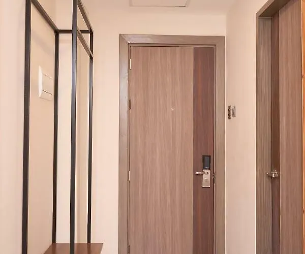 Griffin And Hotel 3*