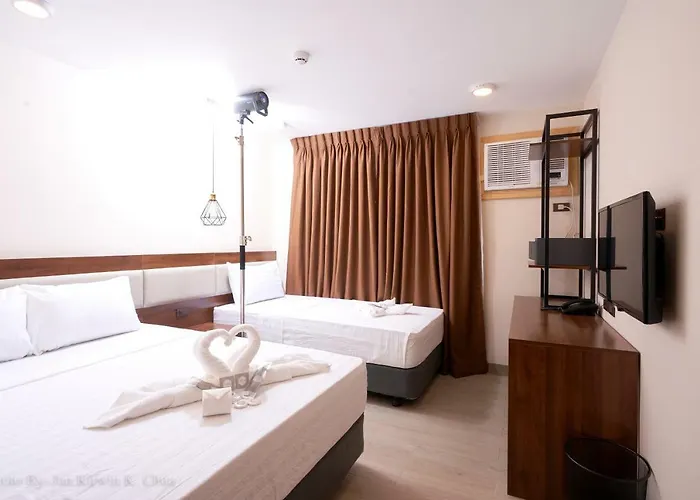 Griffin And Hotel 3*